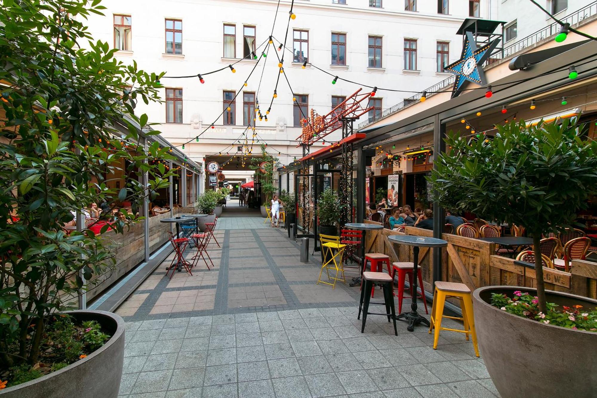 Little Americas Metropolitan Apartments Budapesta Exterior foto